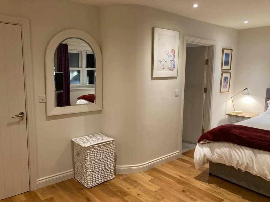 2 Quay Road, Killala. Stunning Sea Front Cottage Exteriör bild