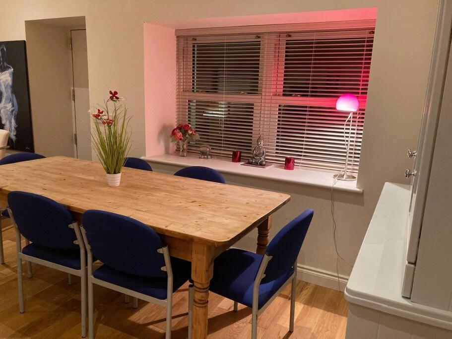 2 Quay Road, Killala. Stunning Sea Front Cottage Exteriör bild